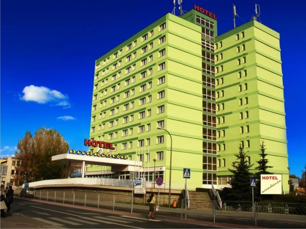 Hotel Accademia Ostrowiec Swietokrzyski Exterior photo
